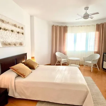 Casa De Mont-roig Delante De La Playa Holiday home *